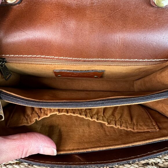 Patricia Nash Bianco Map Leather Wristlet Crossbody Riot Rust NWT - Picture 12 of 16